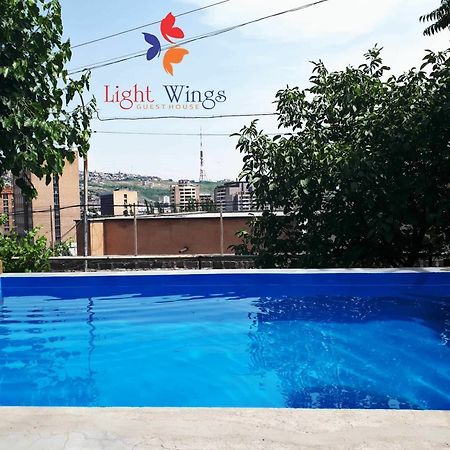 Light Wings Family Guesthouse Erivan Dış mekan fotoğraf