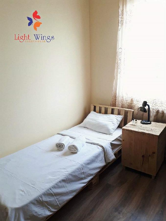 Light Wings Family Guesthouse Erivan Dış mekan fotoğraf