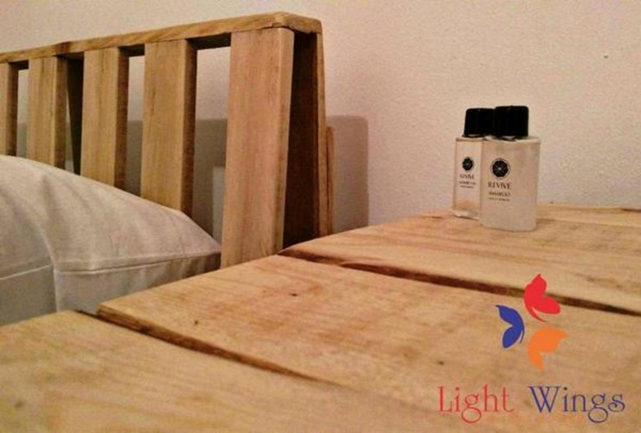 Light Wings Family Guesthouse Erivan Dış mekan fotoğraf