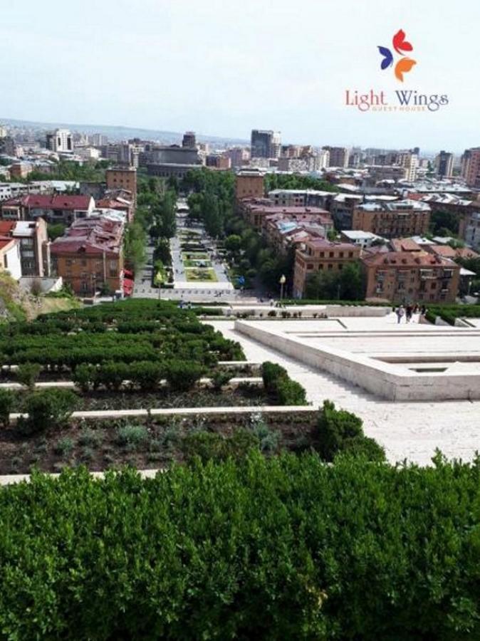 Light Wings Family Guesthouse Erivan Dış mekan fotoğraf