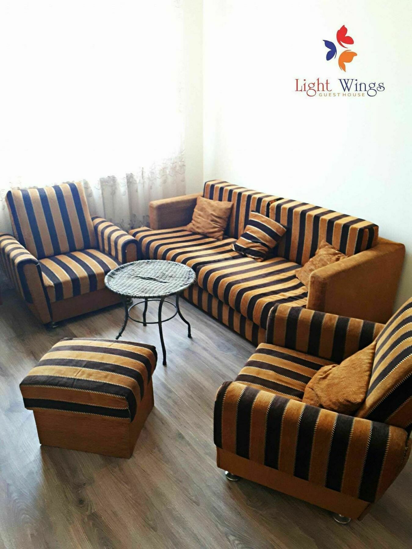 Light Wings Family Guesthouse Erivan Dış mekan fotoğraf
