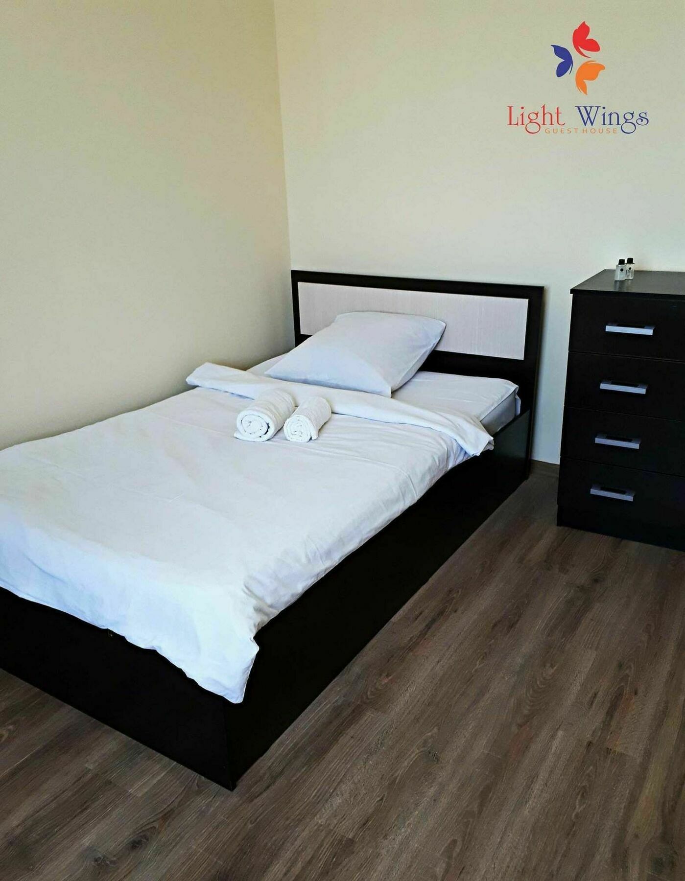 Light Wings Family Guesthouse Erivan Dış mekan fotoğraf